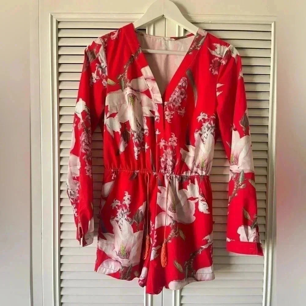 Tea & Cup Women’s Red Floral Romper SZ S